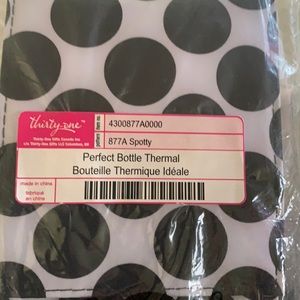 * New in package * Thirty one Perfect Bottle Thermal- spotty dot